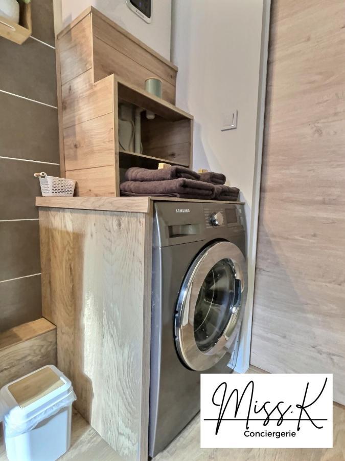 "La Fenetre Sur Le Marche" De Miss.K Conciergerie Apartment Chatillon-sur-Chalaronne Exterior photo